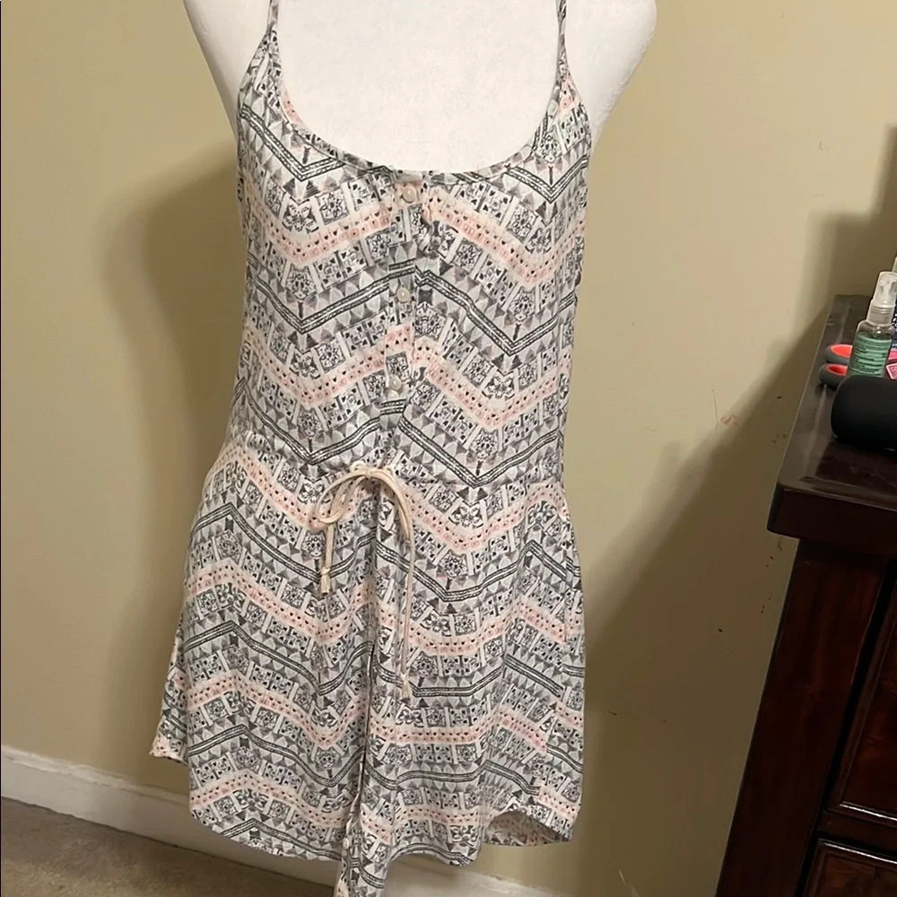 Women's Patterned Spaghetti Strap Top - Picture 1 of 2